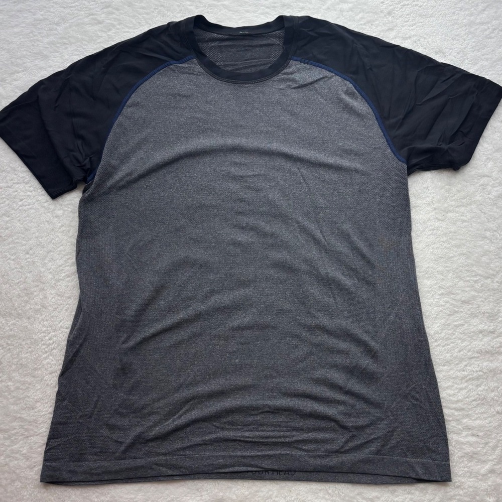 Lululemon Metal Vent Tech Short Sleeve Shirt Grey Navy Blue Mens Training Top M